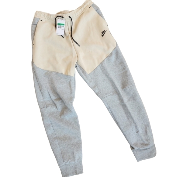 Nike Sportswear Tech FleeceMen's Joggers size xl - Picture 1 of 7